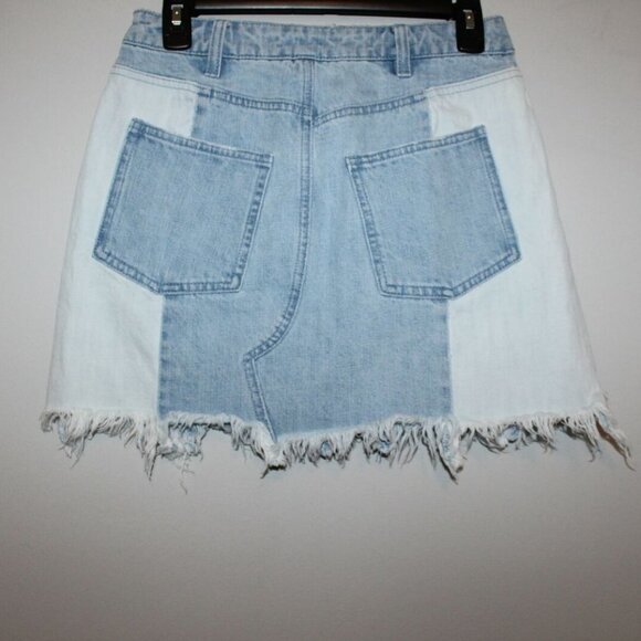 ✨2/$20 Free People Colorblock Denim Jean Mini Skirt Women's Size 6 H10333 - Picture 6 of 9